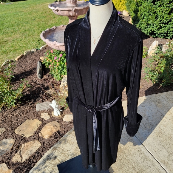 GILLIGAN & O'MALLEY ♡ Gorgeous Vintage SOFT Black Midi Velvet Robe with Belt S/M - Picture 4 of 17